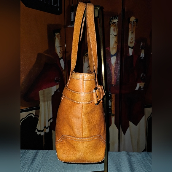 Michael Kors Tan Leather Bag - Picture 6 of 15